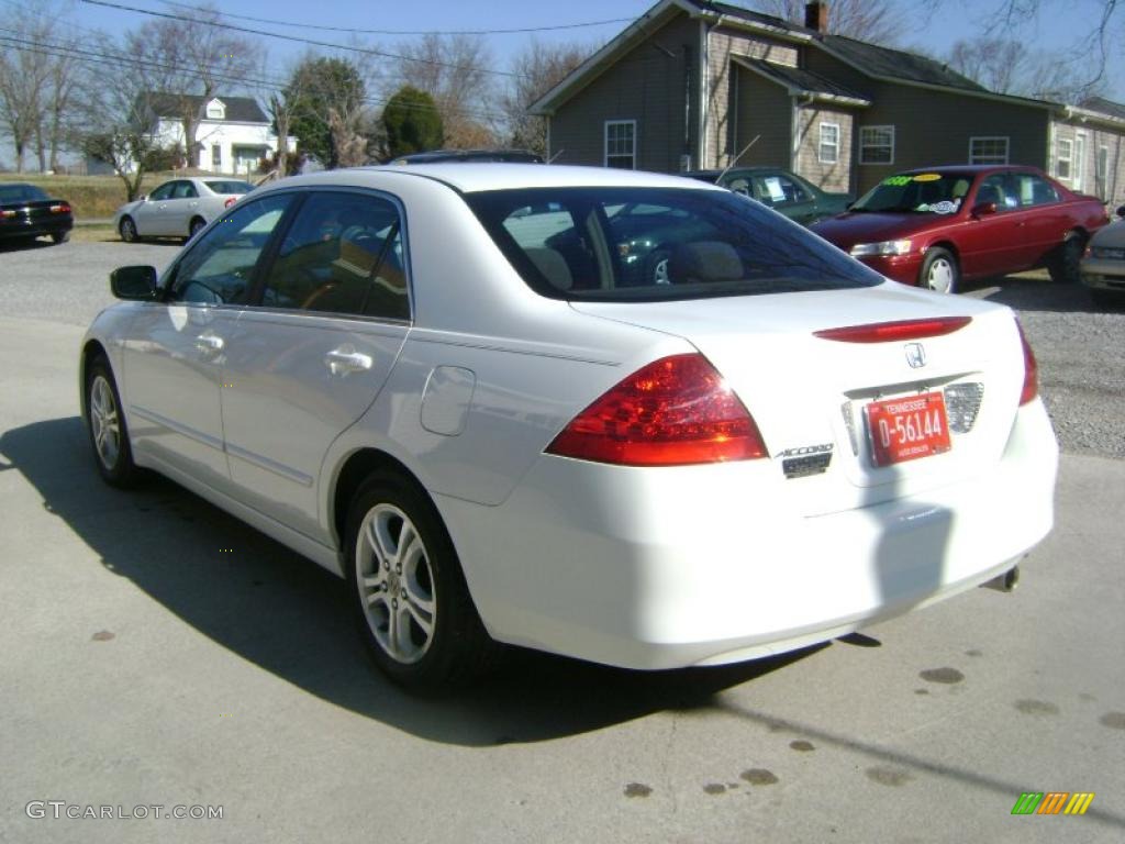 2007 Accord EX Sedan - Taffeta White / Ivory photo #7