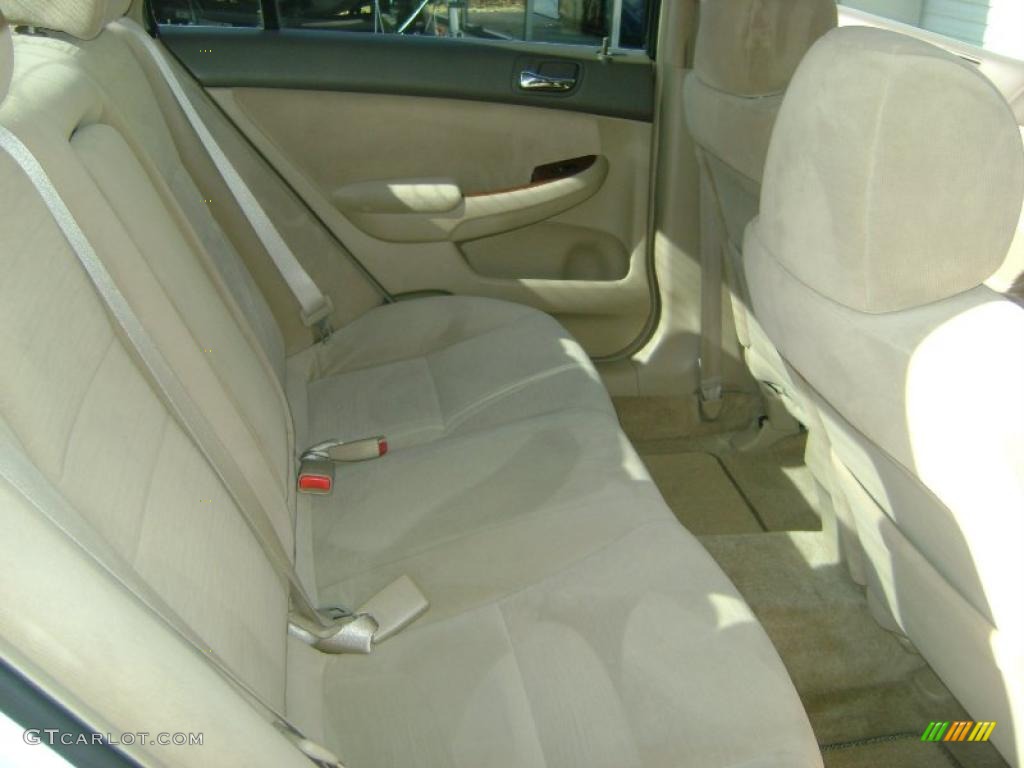 2007 Accord EX Sedan - Taffeta White / Ivory photo #32