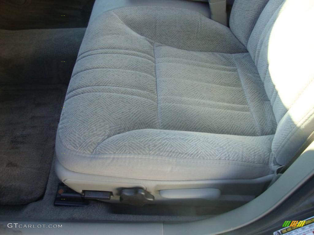 2005 Impala  - Medium Gray Metallic / Medium Gray photo #15