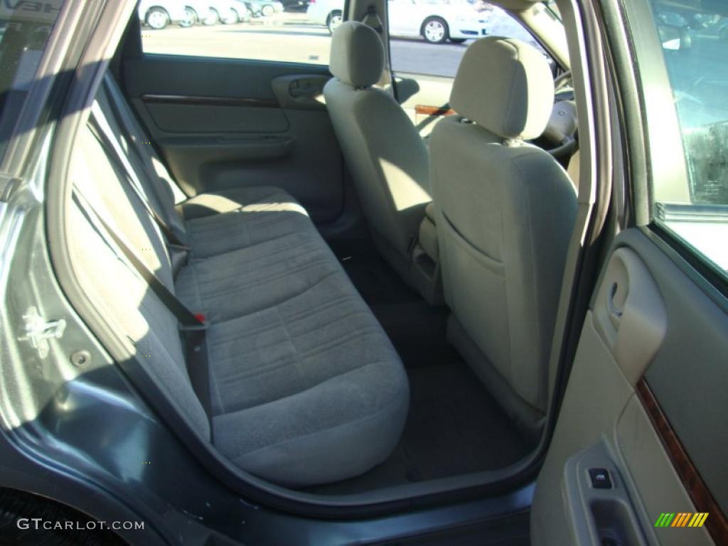 2005 Impala  - Medium Gray Metallic / Medium Gray photo #19
