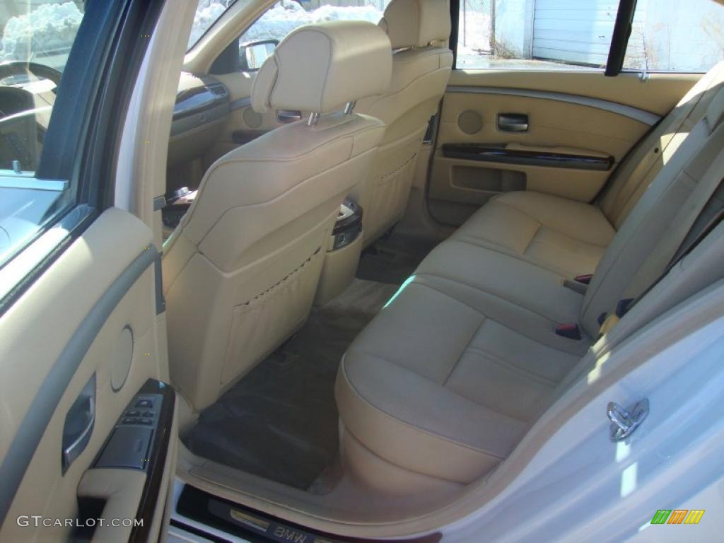 2006 7 Series 750i Sedan - Alpine White / Beige Nasca Leather photo #21