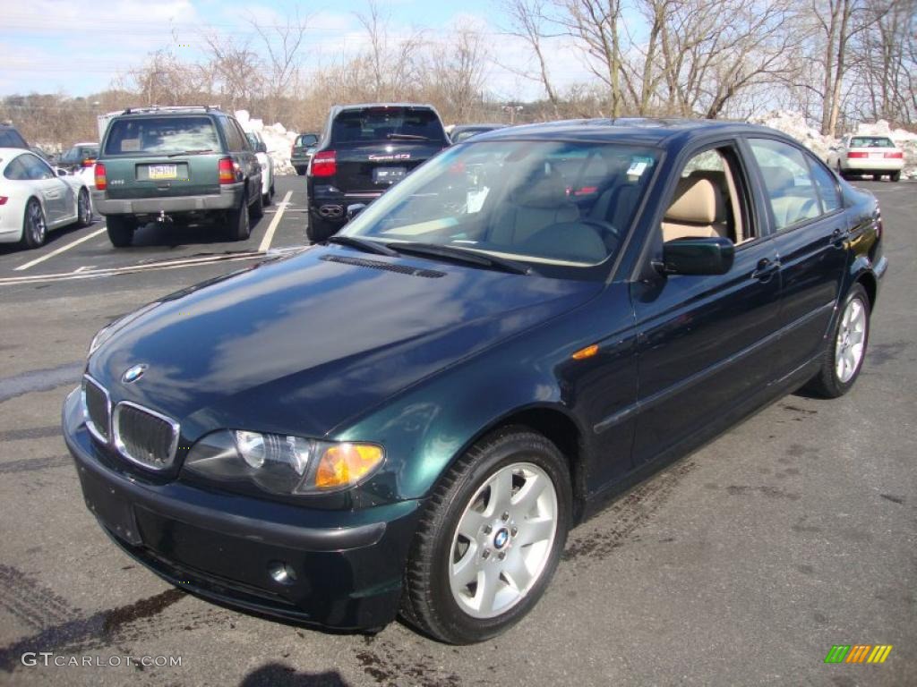 2004 3 Series 325i Sedan - Oxford Green Metallic / Sand photo #1