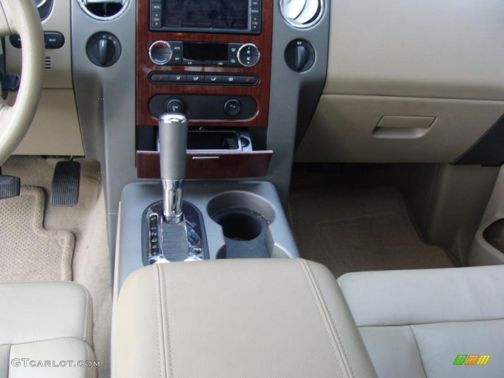 2008 F150 Lariat SuperCrew 4x4 - Oxford White / Tan photo #23