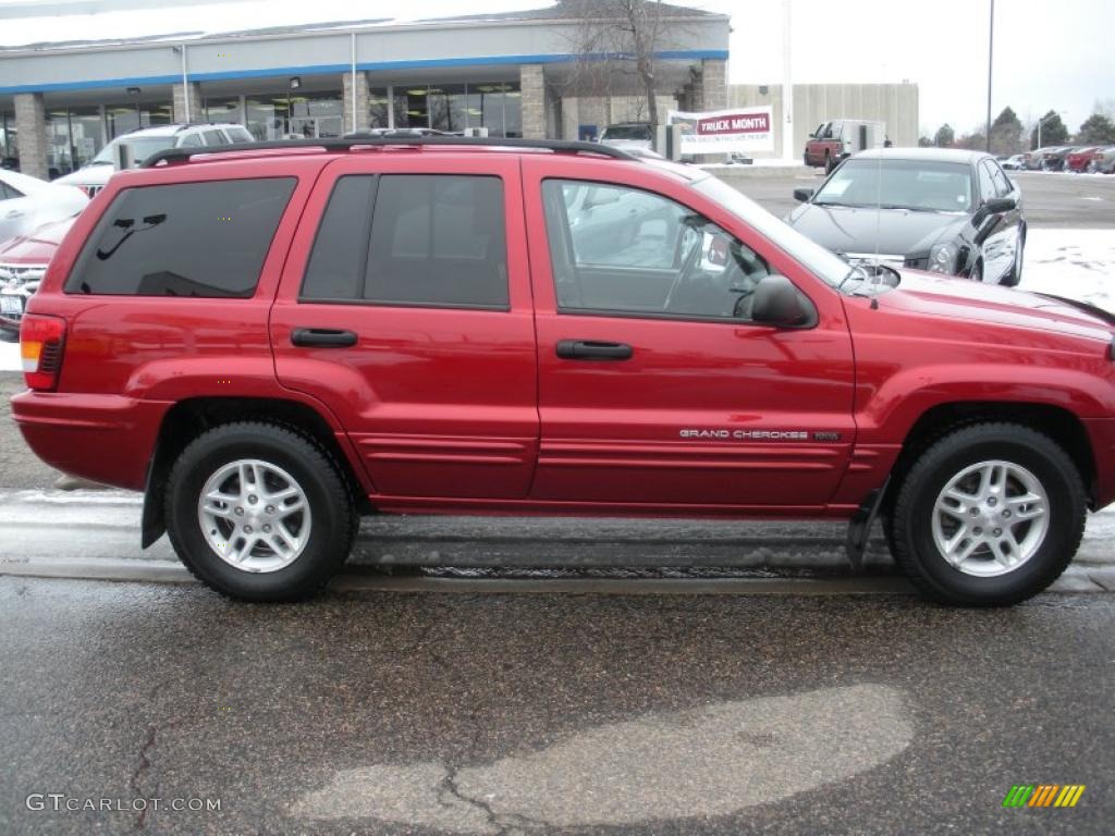 2004 Grand Cherokee Special Edition 4x4 - Inferno Red Pearl / Taupe photo #5