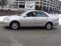 2004 Lunar Mist Metallic Toyota Camry LE  photo #15