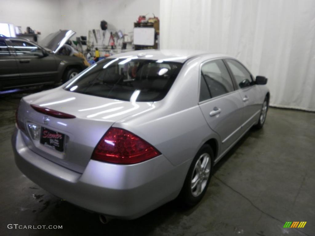 2006 Accord EX-L Sedan - Alabaster Silver Metallic / Gray photo #5
