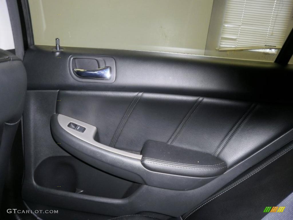 2006 Accord EX-L Sedan - Alabaster Silver Metallic / Gray photo #24