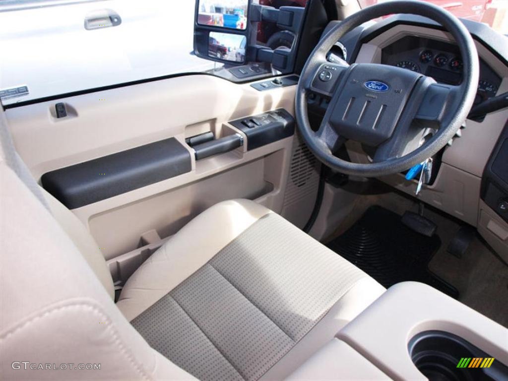 2008 F350 Super Duty XLT Crew Cab 4x4 - Dark Blue Pearl Metallic / Camel photo #11