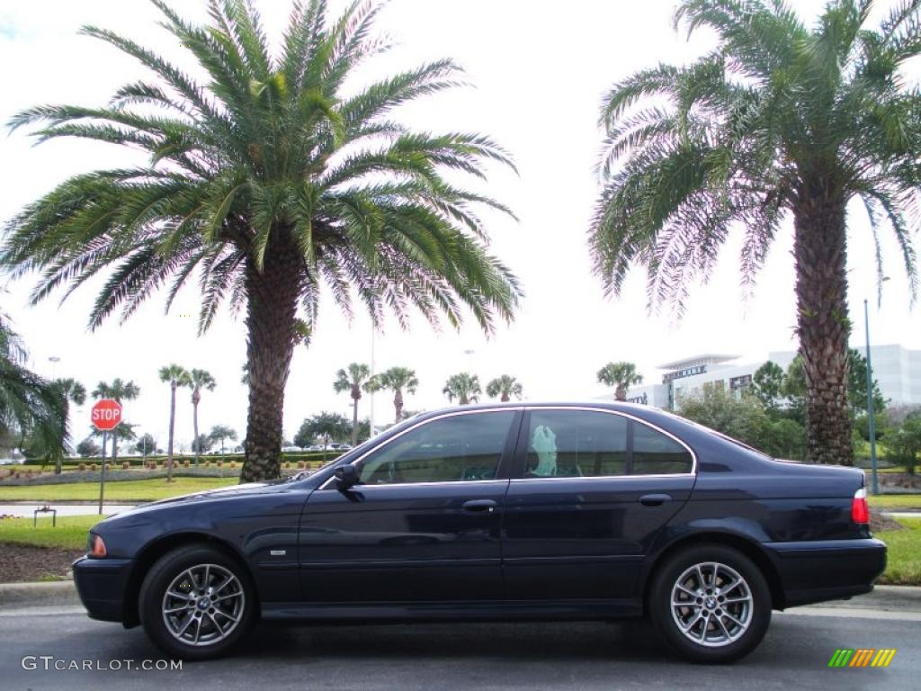 Orient Blue Metallic BMW 5 Series
