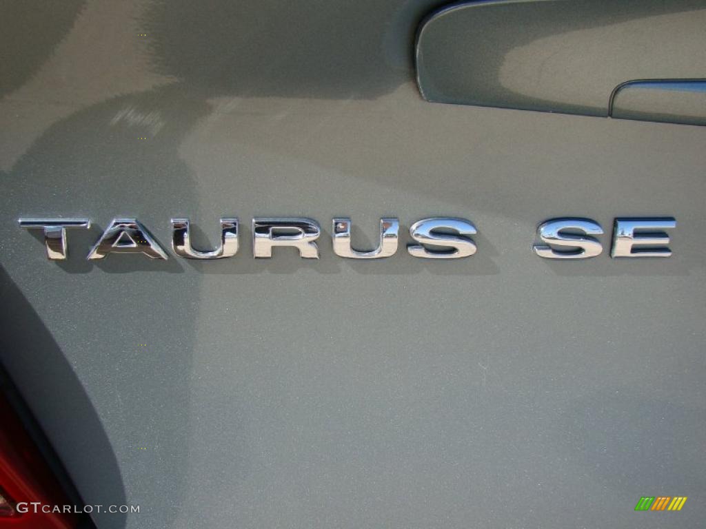 2006 Taurus SE - Light Tundra Metallic / Medium/Dark Pebble Beige photo #29