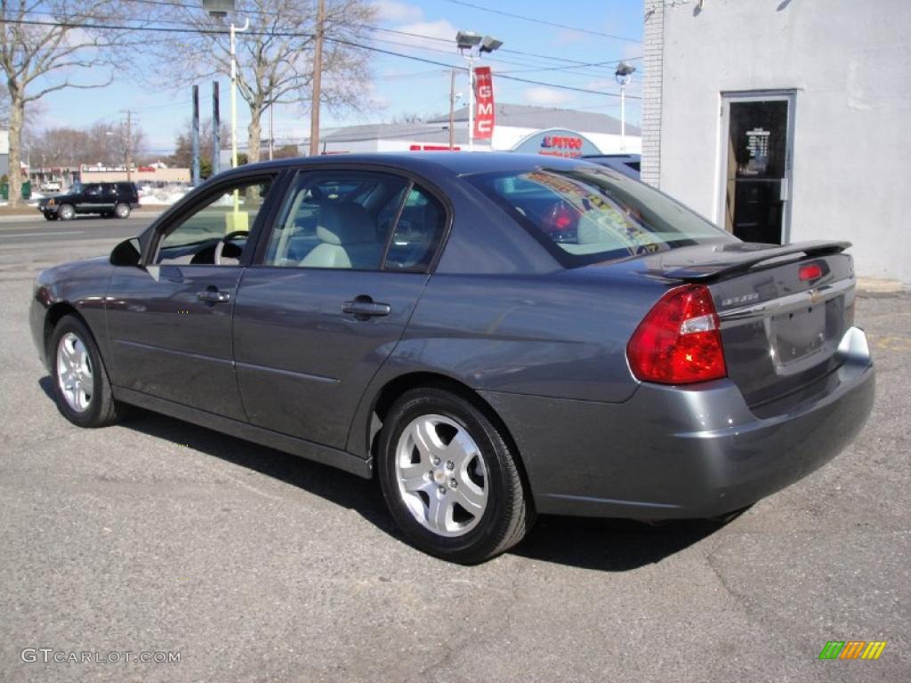 2005 Malibu LT V6 Sedan - Medium Gray Metallic / Gray photo #4