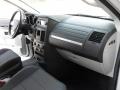 Stone White - Grand Caravan SE Photo No. 16