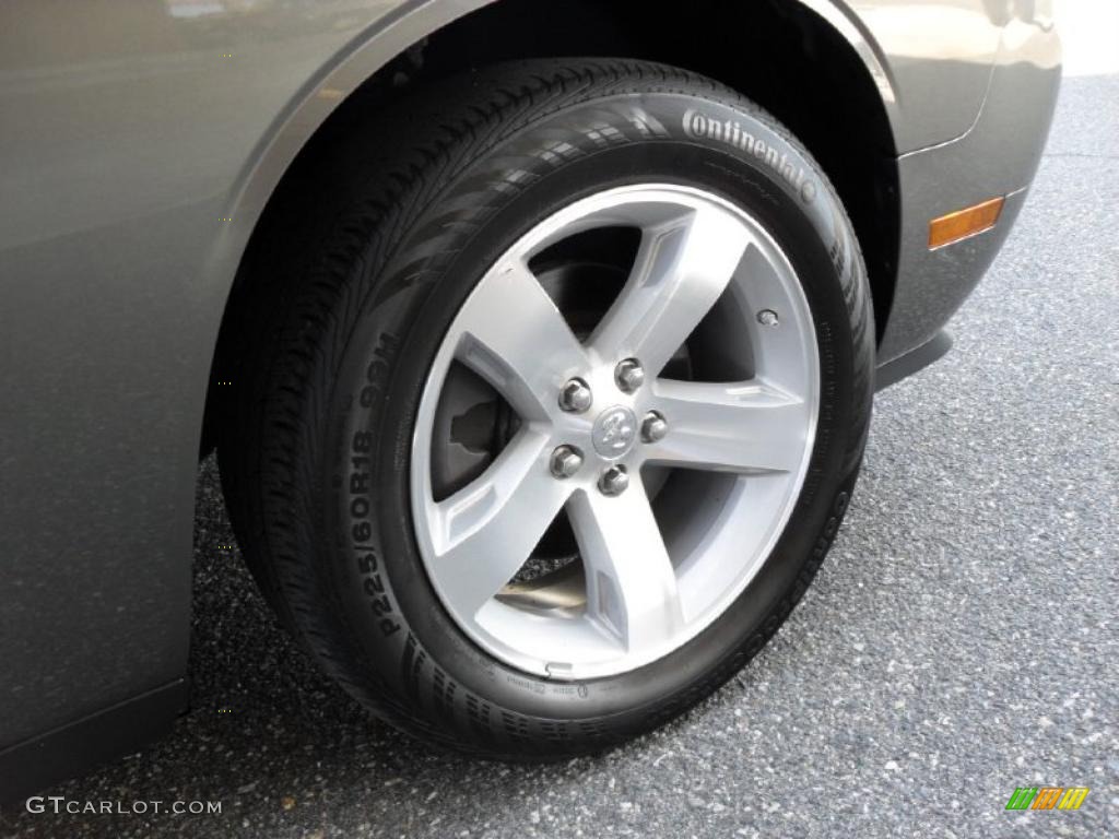 2009 Challenger SE - Dark Titanium Metallic / Dark Slate Gray photo #16