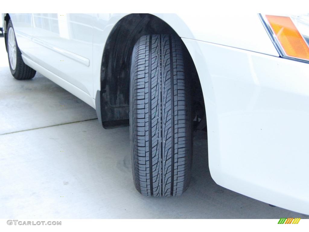 2006 Accord EX-L Sedan - Taffeta White / Ivory photo #29