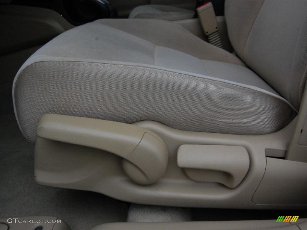 2007 Civic EX Sedan - Taffeta White / Ivory photo #18
