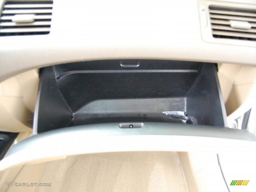 2007 Civic EX Sedan - Taffeta White / Ivory photo #25