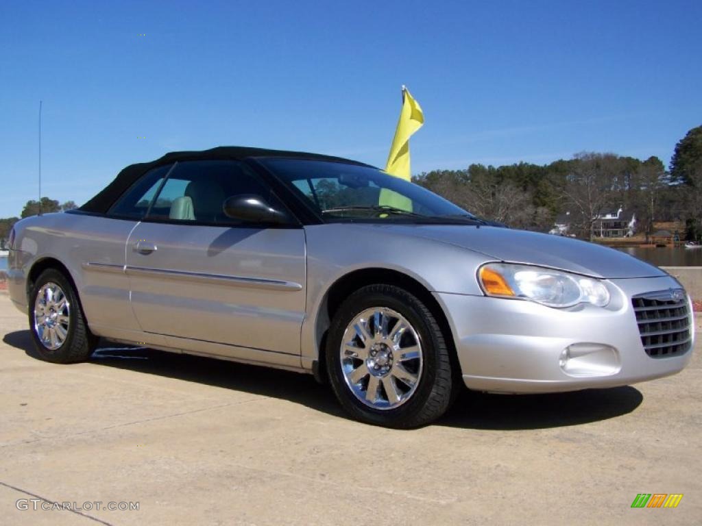 2004 Sebring Limited Convertible - Bright Silver Metallic / Taupe photo #43