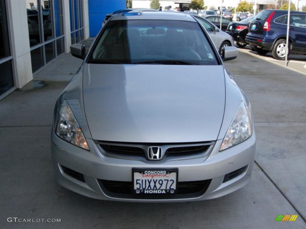 2006 Accord LX V6 Coupe - Alabaster Silver Metallic / Gray photo #8