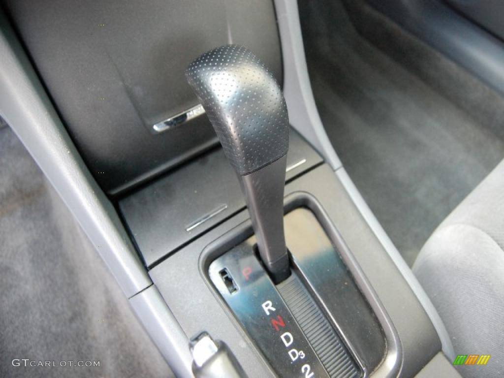 2006 Accord LX V6 Coupe - Alabaster Silver Metallic / Gray photo #21