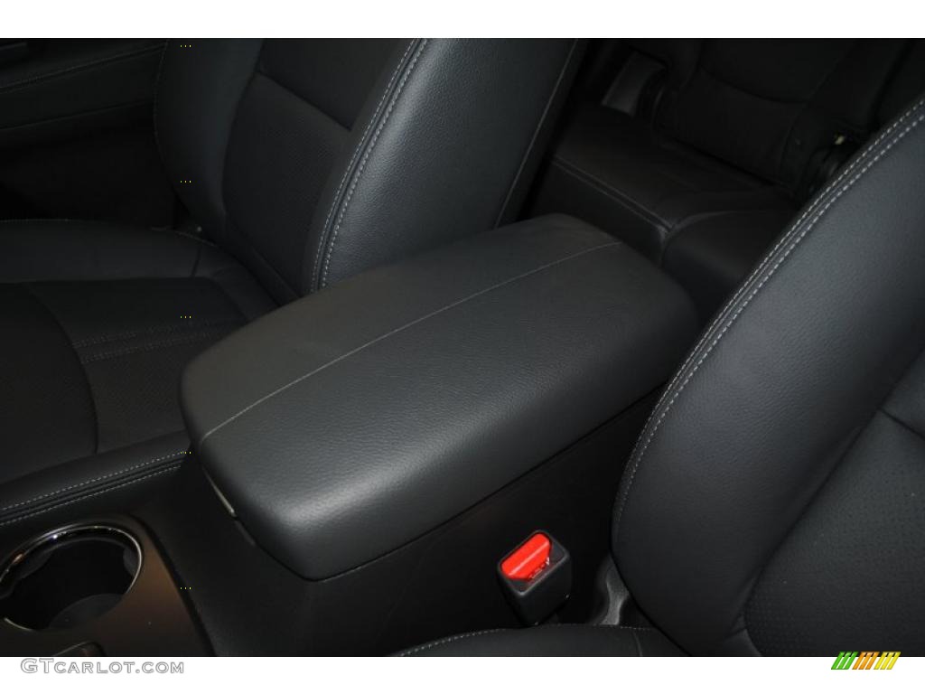 2011 Sorento EX V6 AWD - Dark Cherry / Black photo #46