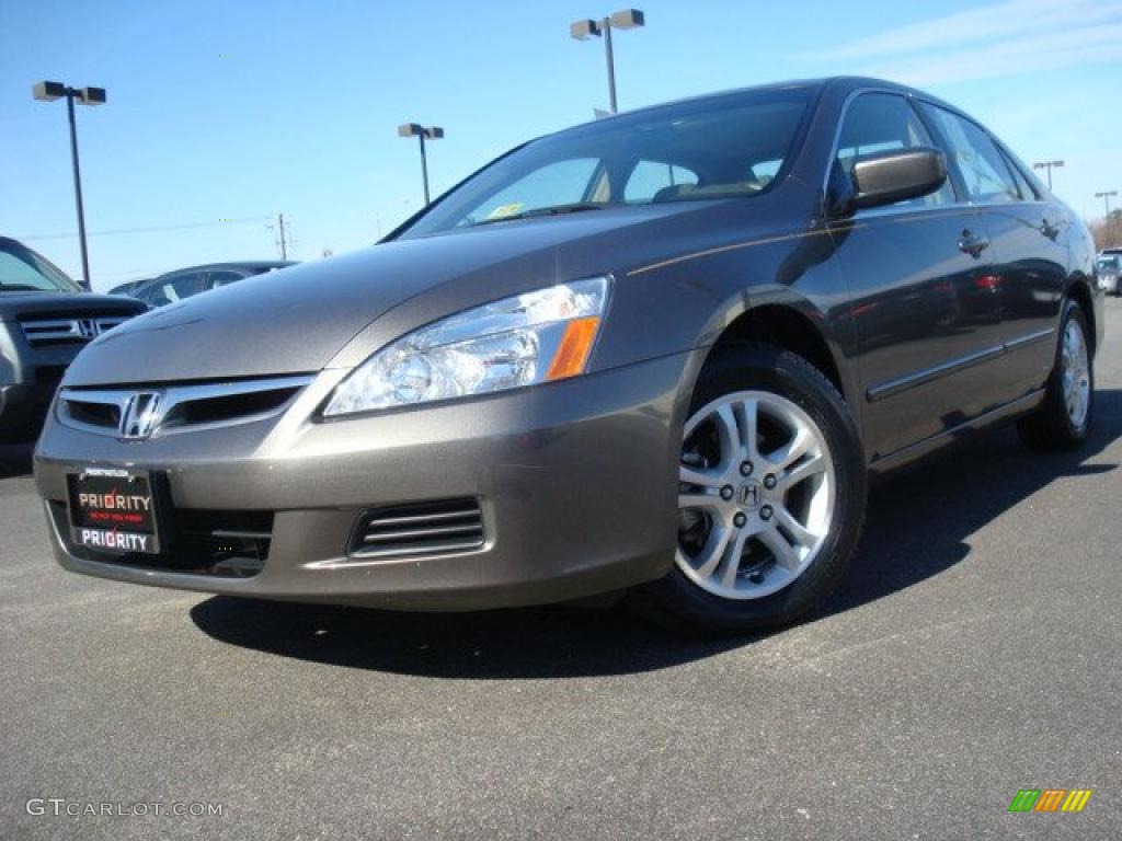 2007 Accord EX-L Sedan - Carbon Bronze Pearl / Ivory photo #1