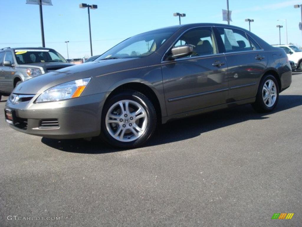 2007 Accord EX-L Sedan - Carbon Bronze Pearl / Ivory photo #2