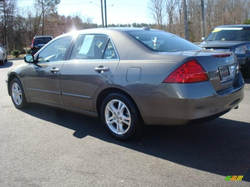 2007 Accord EX-L Sedan - Carbon Bronze Pearl / Ivory photo #4