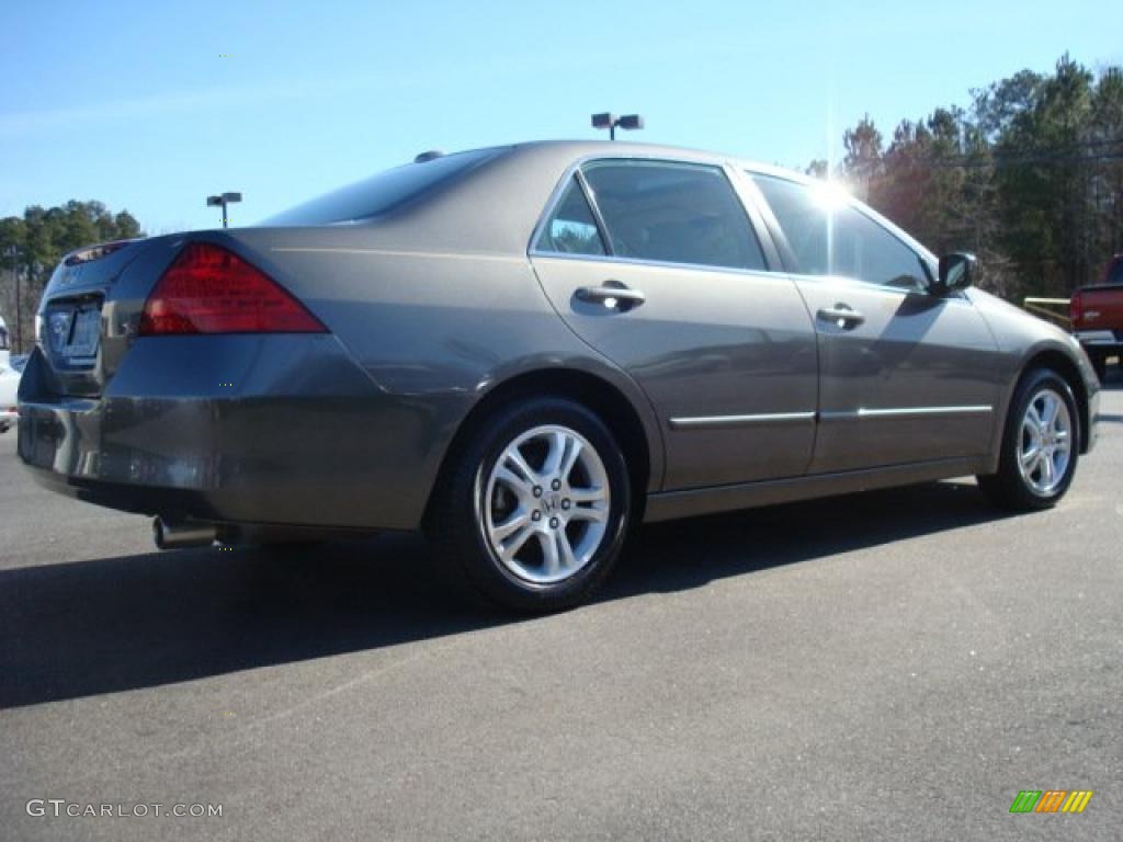 2007 Accord EX-L Sedan - Carbon Bronze Pearl / Ivory photo #5