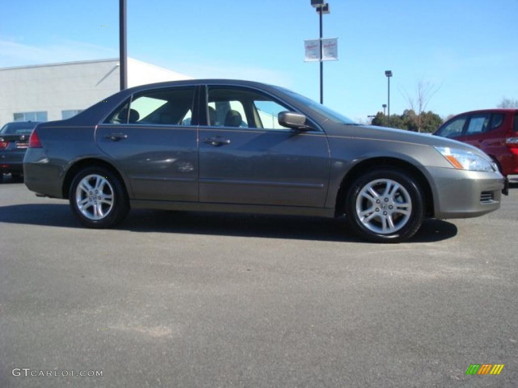 2007 Accord EX-L Sedan - Carbon Bronze Pearl / Ivory photo #6