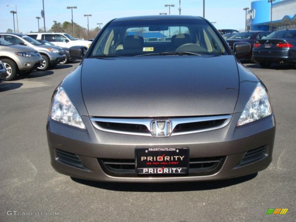 2007 Accord EX-L Sedan - Carbon Bronze Pearl / Ivory photo #8