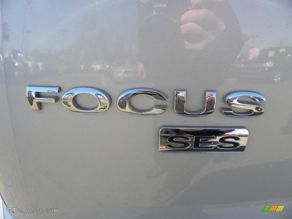 2007 Focus ZX5 SES Hatchback - CD Silver Metallic / Charcoal/Light Flint photo #15