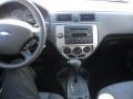 2007 CD Silver Metallic Ford Focus ZX5 SES Hatchback  photo #24