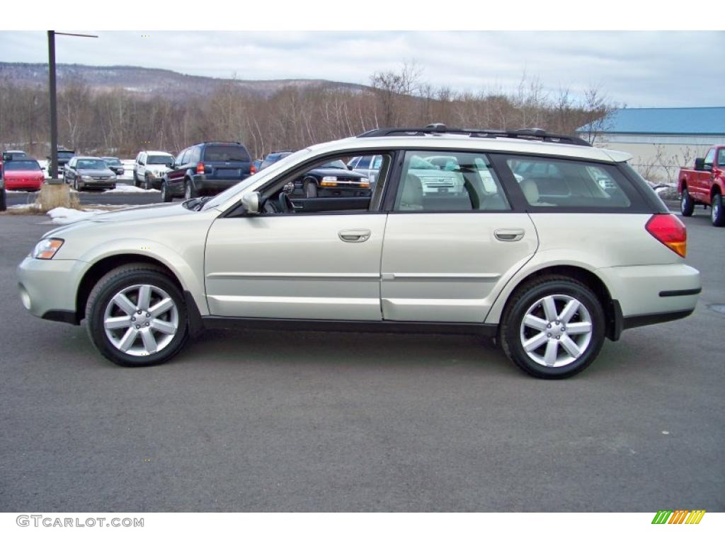 2006 Outback 2.5i Limited Wagon - Champagne Gold Opalescent / Taupe photo #8
