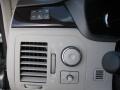 Light Platinum - DTS Sedan Photo No. 11