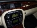 Ebony Black - XJ XJ8 Photo No. 32