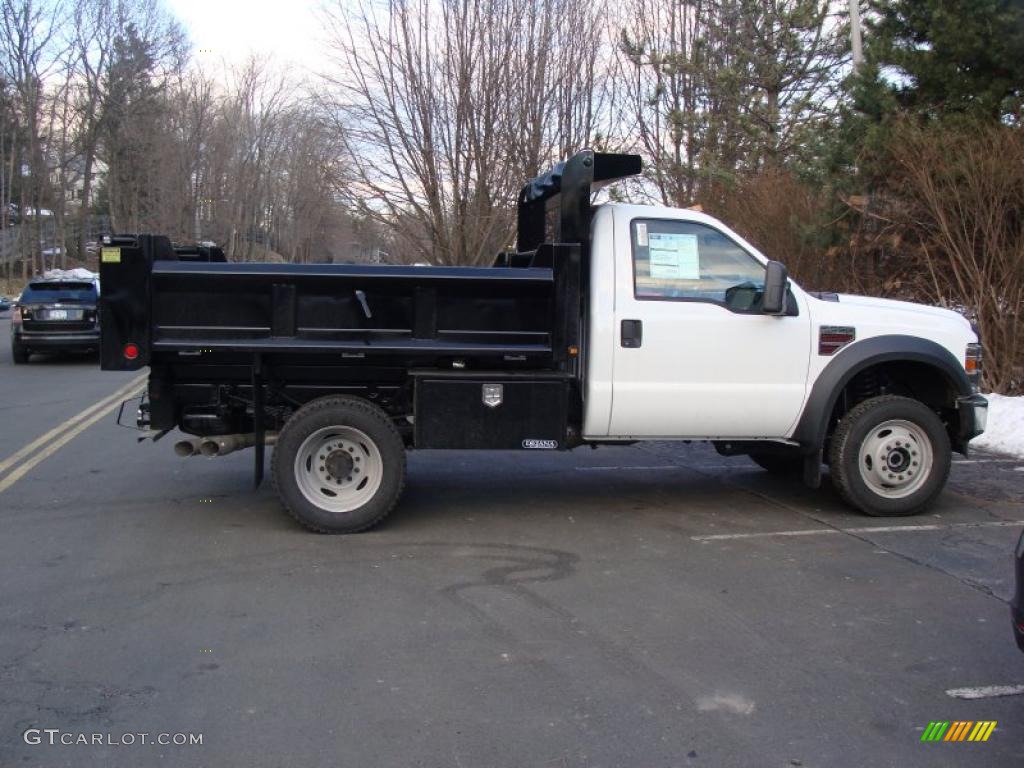 2010 F550 Super Duty XL Regular Cab 4x4 Dump Truck - Oxford White / Medium Stone photo #5