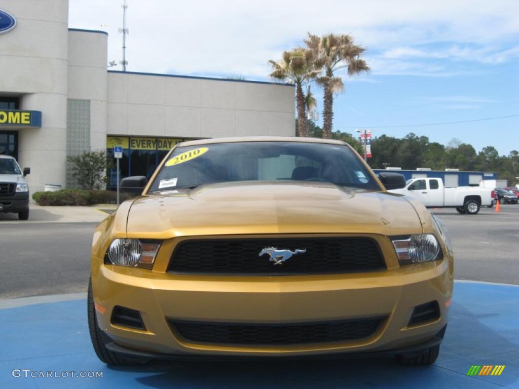 2010 Mustang V6 Coupe - Sunset Gold Metallic / Charcoal Black photo #9