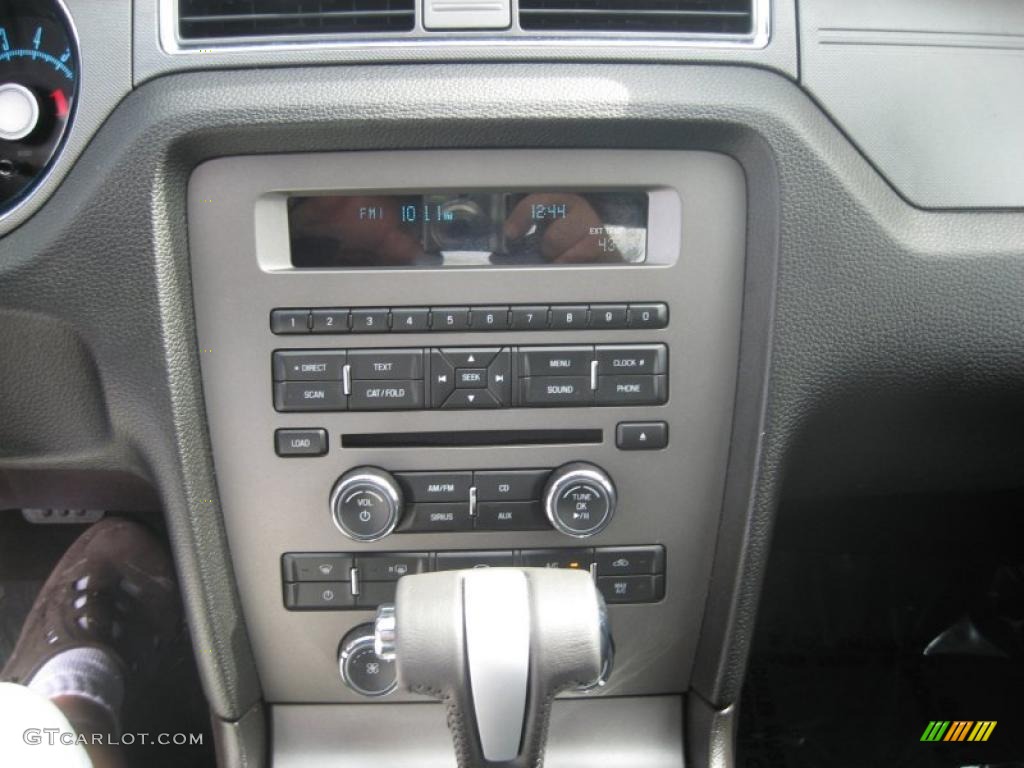 2010 Mustang V6 Coupe - Sunset Gold Metallic / Charcoal Black photo #13