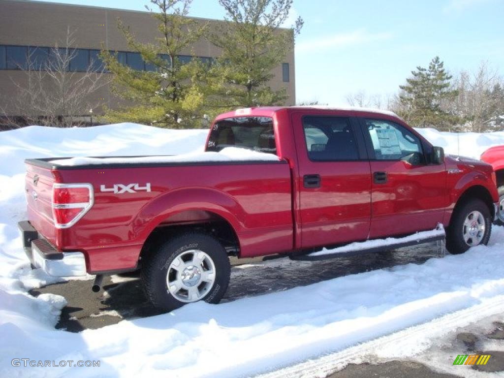 2010 F150 XLT SuperCrew 4x4 - Red Candy Metallic / Medium Stone photo #3