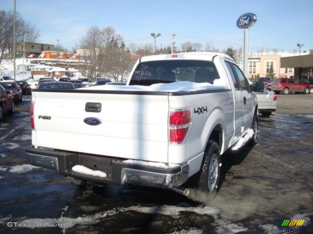 2010 F150 XLT SuperCab 4x4 - Oxford White / Medium Stone photo #3