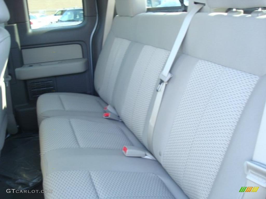 2010 F150 XLT SuperCab 4x4 - Oxford White / Medium Stone photo #11