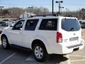 2007 Avalanche White Nissan Pathfinder LE 4x4  photo #4