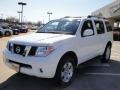 2007 Avalanche White Nissan Pathfinder LE 4x4  photo #6