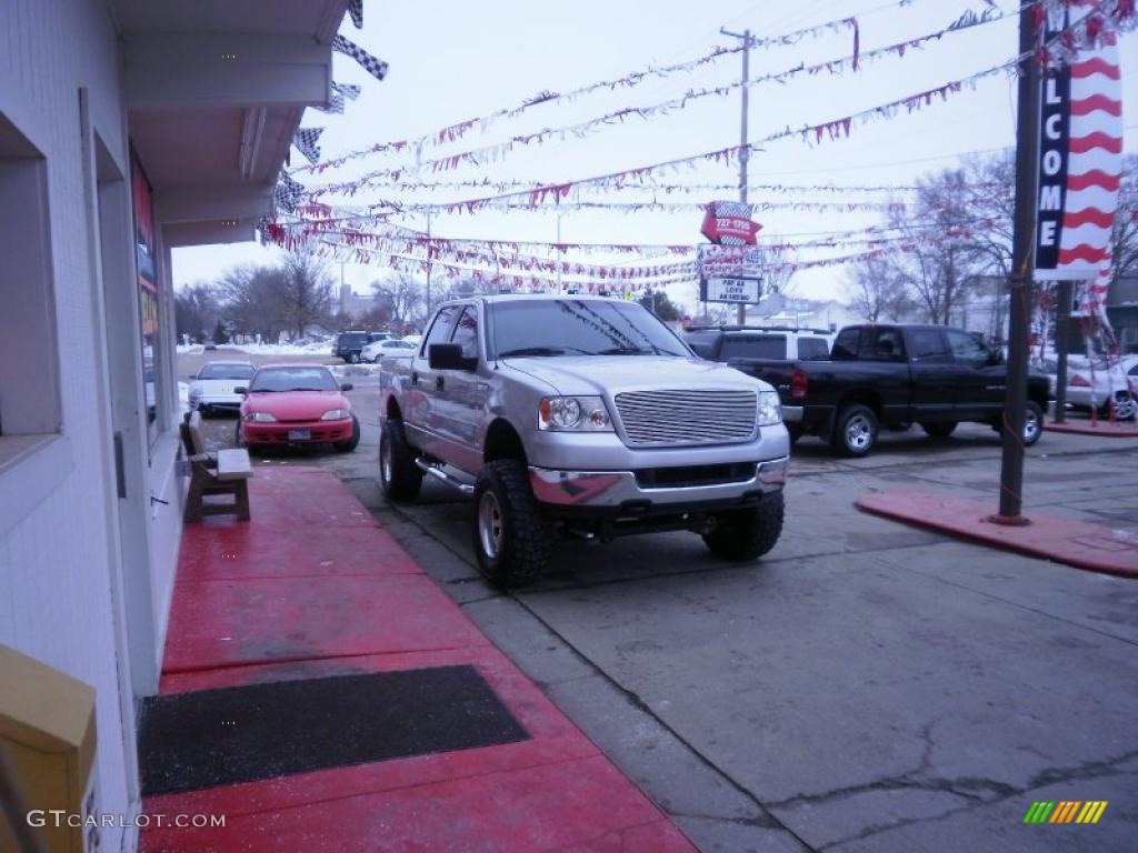 2005 F150 XLT SuperCrew 4x4 - Dark Shadow Grey Metallic / Medium Flint/Dark Flint Grey photo #14