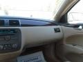2010 Pearl Frost Tri-Coat Buick Lucerne CXL  photo #18