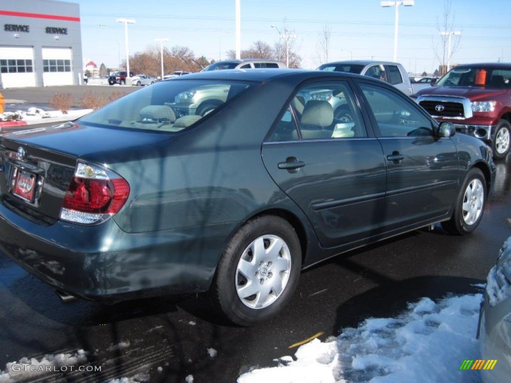 2005 Camry LE - Aspen Green Pearl / Taupe photo #2