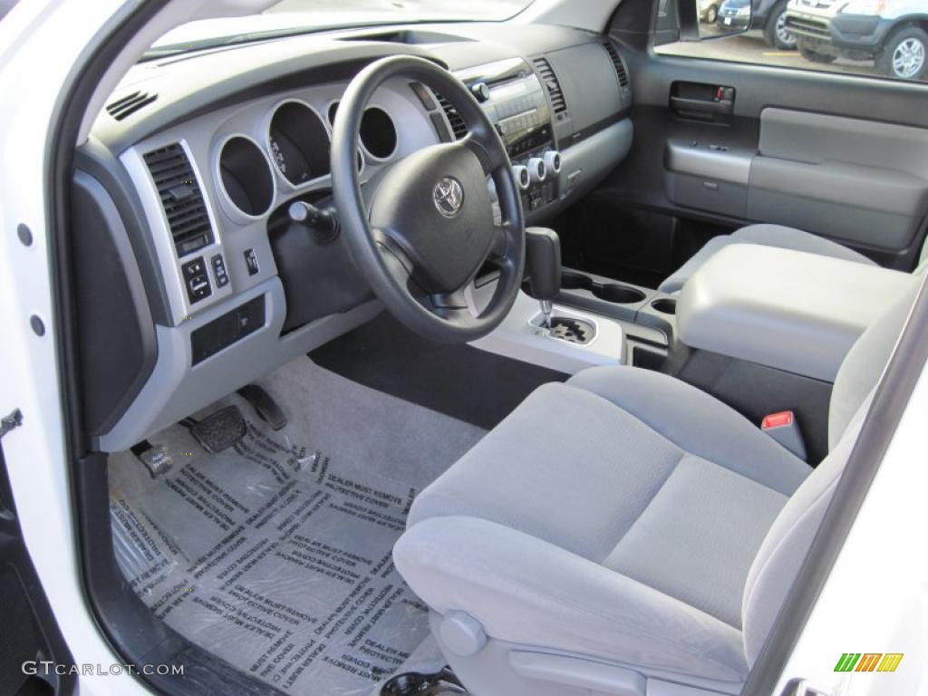 2009 Sequoia SR5 - Super White / Graphite Gray photo #13