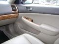 2004 Taffeta White Honda Accord EX V6 Sedan  photo #22