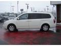 2006 White Kia Sedona LX  photo #2