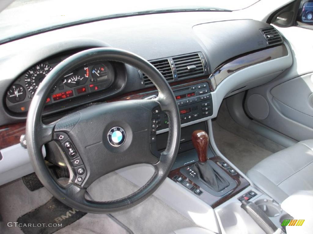 2001 3 Series 325i Sedan - Black Sapphire Metallic / Grey photo #12